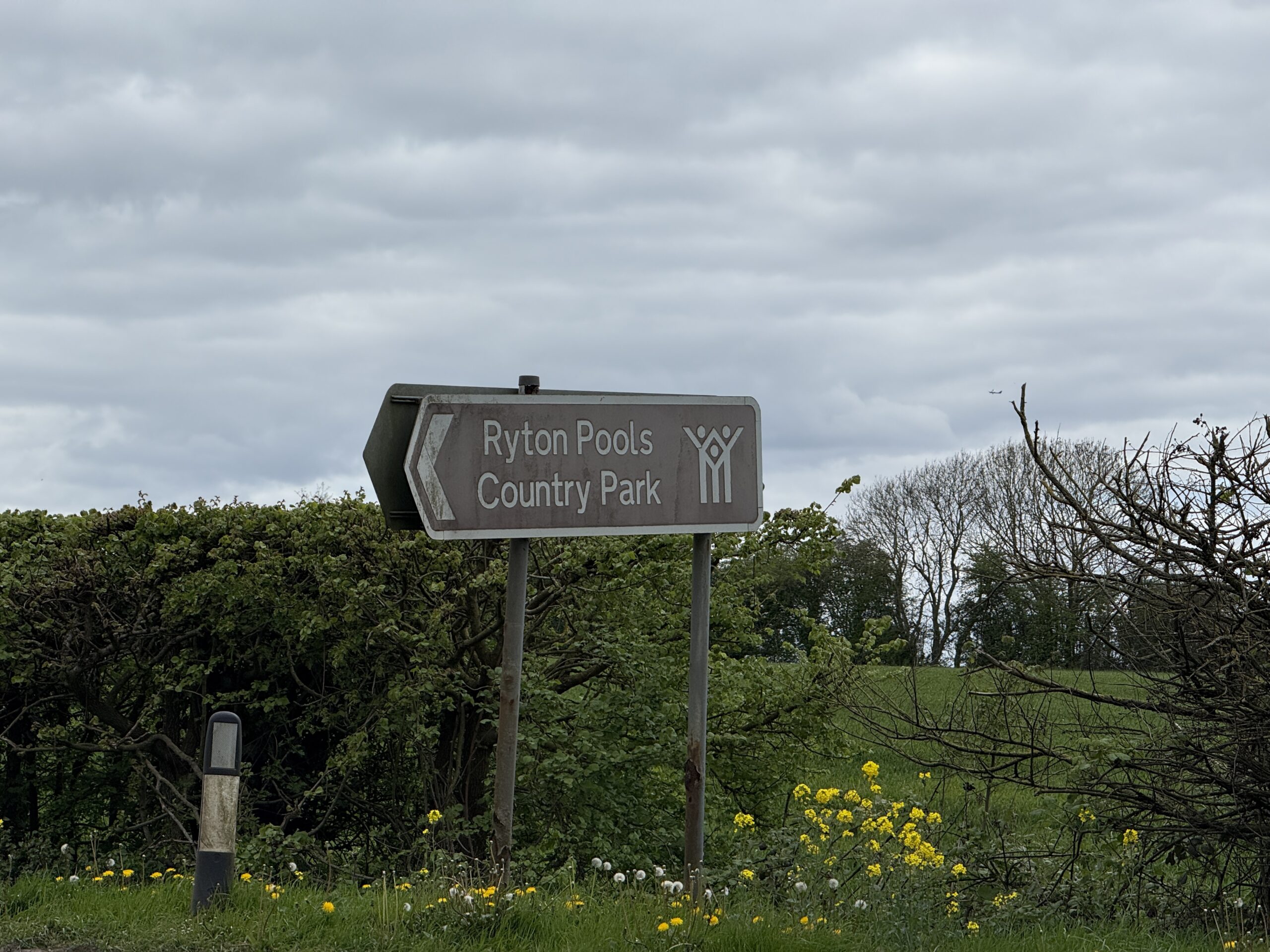 The sign to POTA GB-0542 Ryton Pools